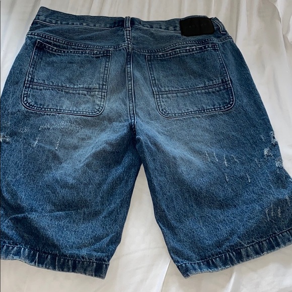 PAC Sun Jean Shorts - Picture 2 of 3